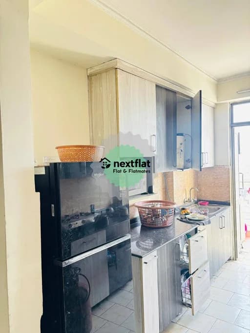 Looking for Flatmate in 2BHK in Amarpali Silicon City, Sector 76, Noida - NextFlat