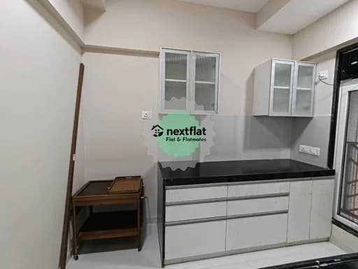 2BHK in Khar West, Mumbai - Photo 1