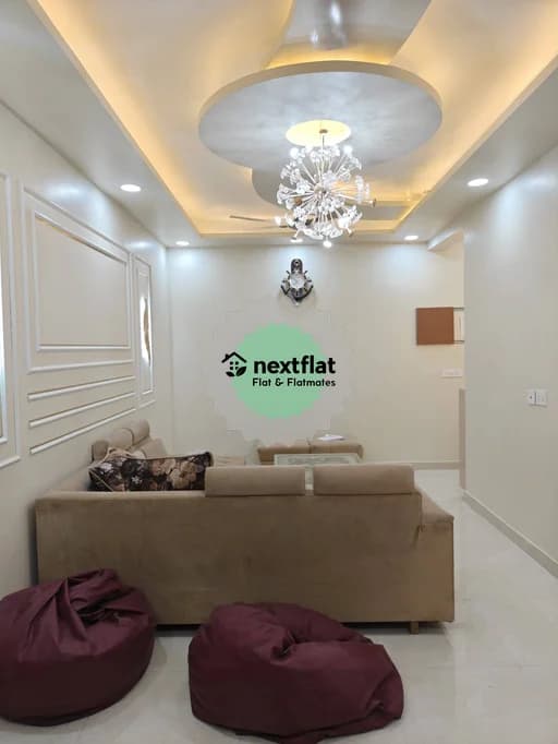2BHK in Sector 63, Sector 63, Gurugram - Photo 1