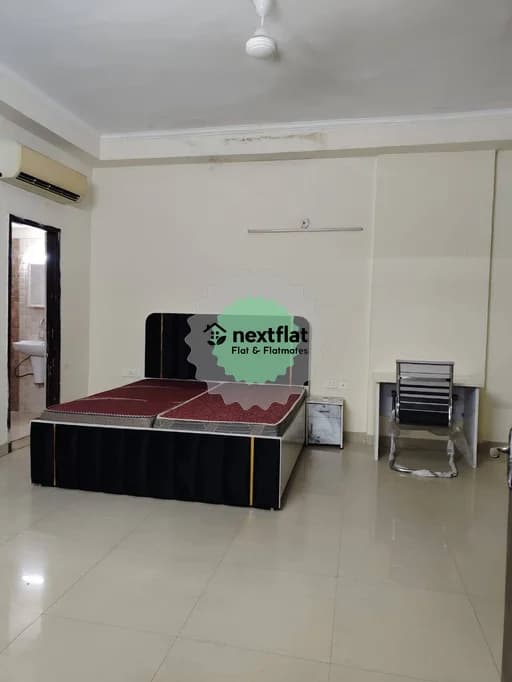 2BHK in Supertech Capetown, Sector 74, Noida - Photo 1