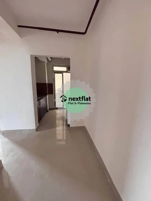 2BHK in Noida Phase-2, Yakubpur, Noida - Photo 1