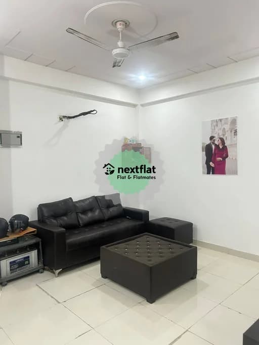 2BHK in DLF Phase IV, Dlf Phase 4, Gurugram - NextFlat