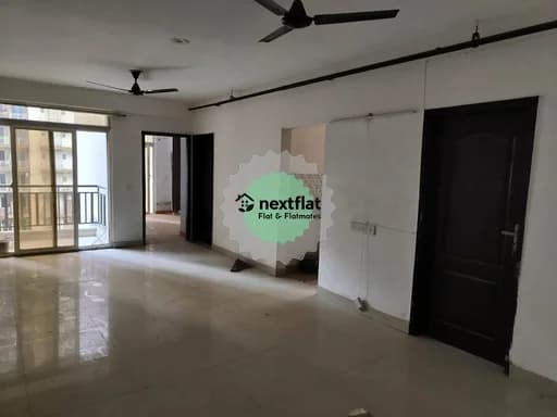3BHK in Noida Phase-2, Yakubpur, Noida - NextFlat