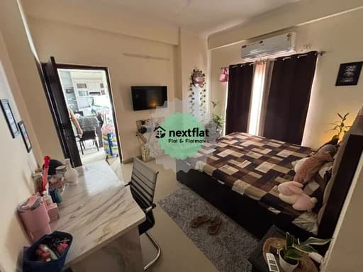 3BHK in Sector 70, Sector 70, Noida - Photo 1