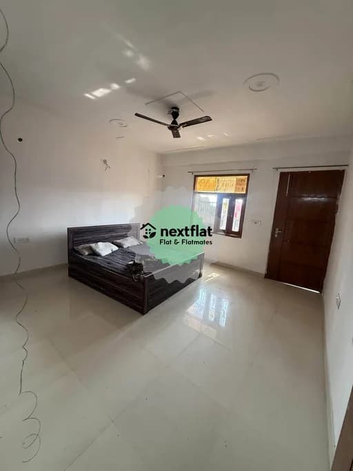2BHK in Sector 63 A, Sector 63 A, Noida - Photo 1