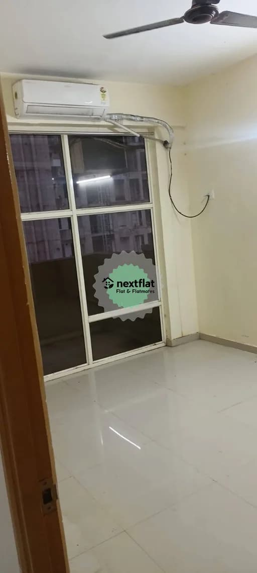 2BHK in Sector 76, Sector 76, Gurugram - Photo 1