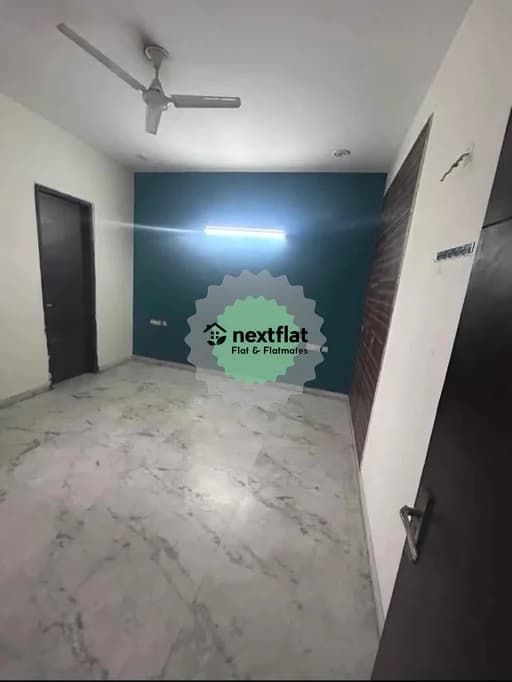 3BHK in Sector 52, Sector 52, Noida - Photo 1
