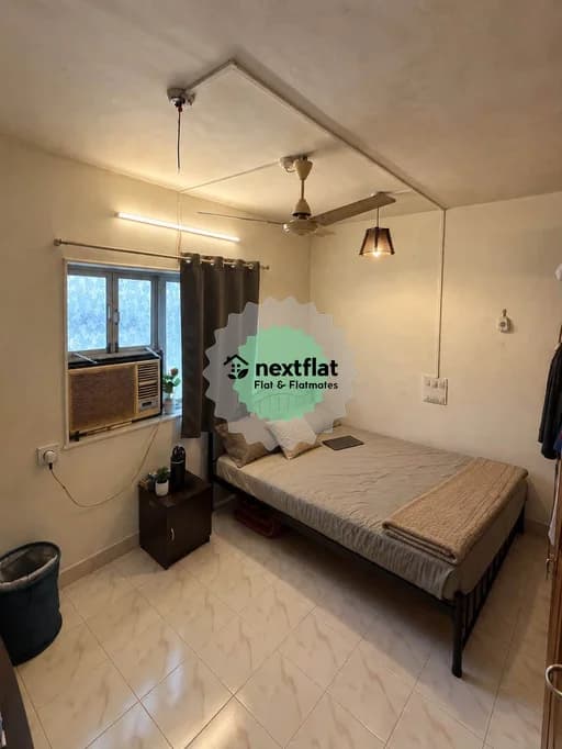 2BHK in Oshiwara, Andheri West, Mumbai - Photo 1