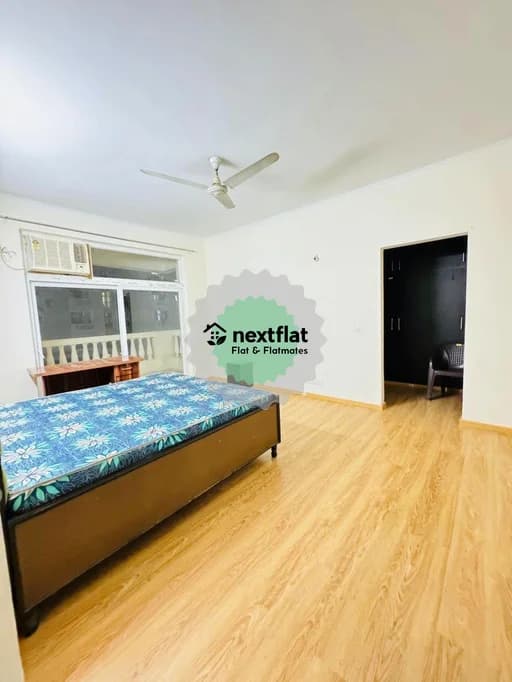 2BHK in Sector 74, Noida, Noida - Photo 1