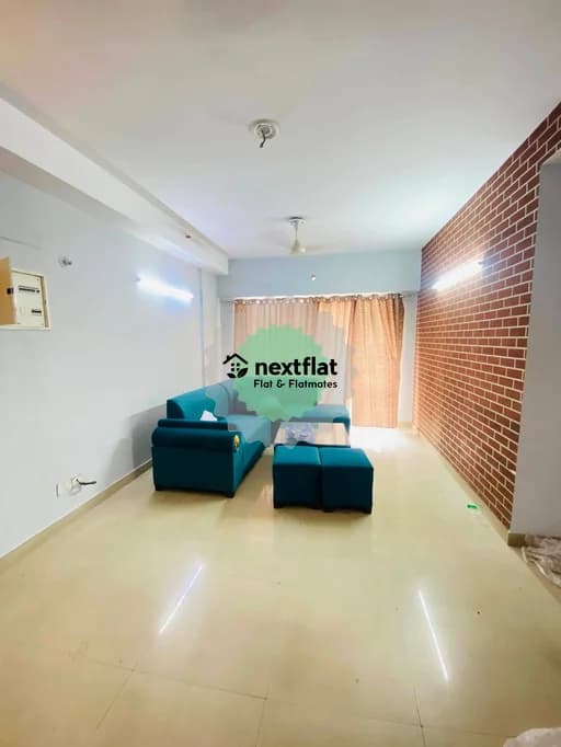 2BHK in Sector 76, Sector 76, Noida - Photo 1