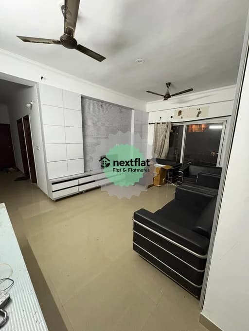 2BHK in Sector 77, Sector 77, Noida - Photo 1