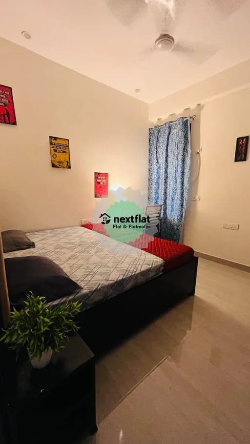 2BHK in Sector 70, Noida Sector 70, Noida - Photo 1