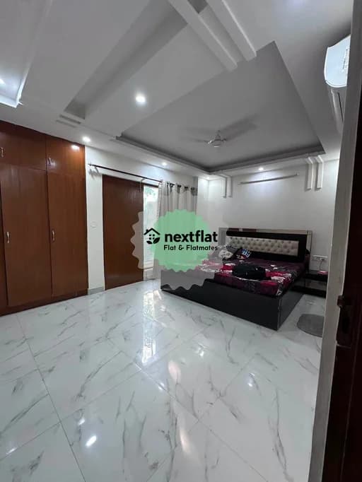 3BHK in Block C, Sushant Lok, Gurugram - Photo 1