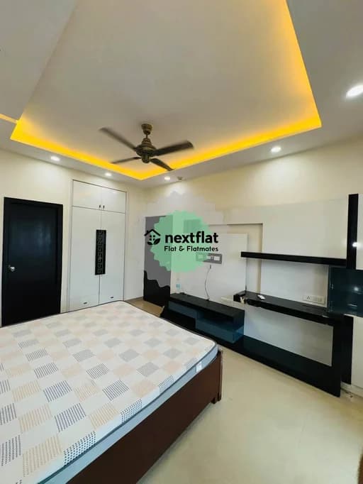 2BHK in Sector 76, Sector 76, Noida - Photo 1