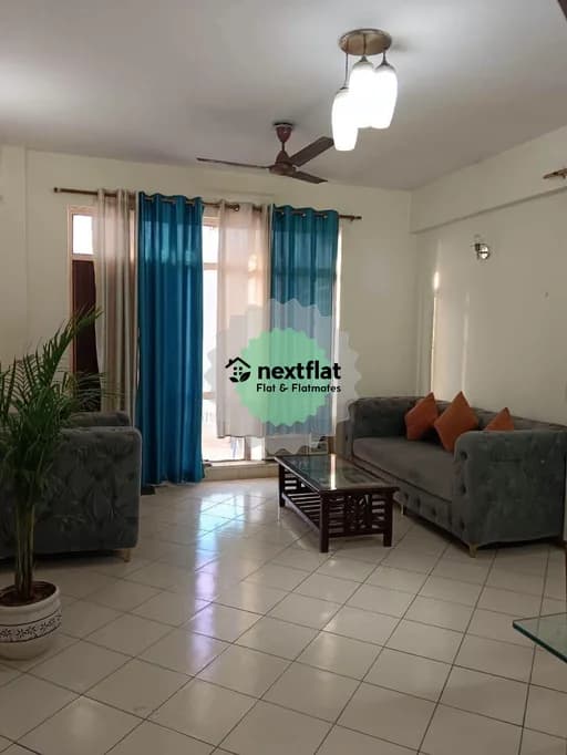 3BHK in Sector 43, Sushant Lok 1, Gurugram - Photo 1