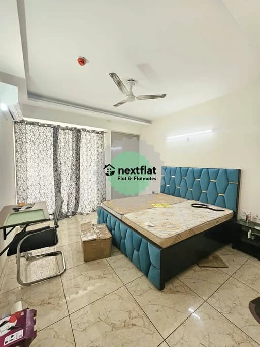 2BHK in Sector 74, Noida, Noida - Photo 1