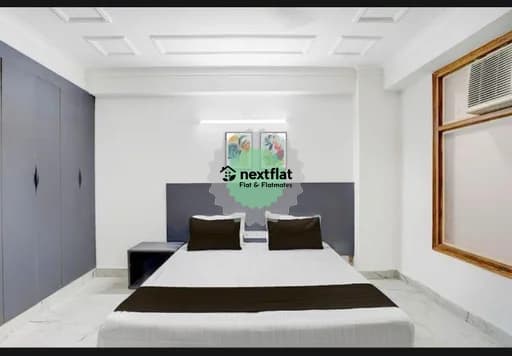 2BHK in Sector 18, Sector 18, Noida - Photo 1