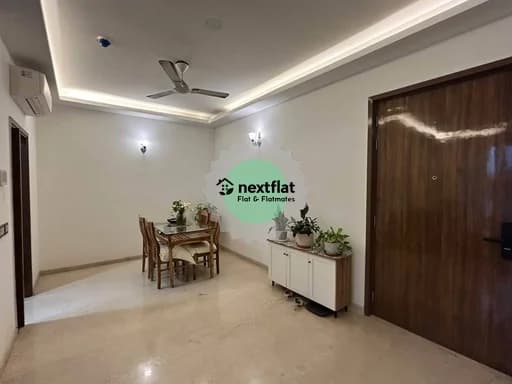 4BHK in DLF Phase 3, Sector 24, Gurugram - Photo 1