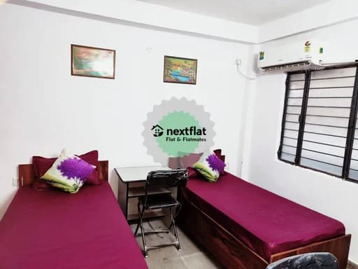 1BHK in Pocket E, Sector 27, Noida - Photo 1