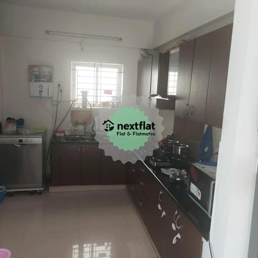 3BHK in Silver Springs Layout, Munnekolala, Bengaluru - Photo 1