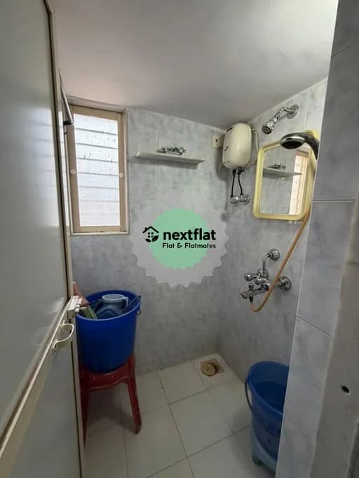 RK in Seven Bunglow, Andheri West, Mumbai - Photo 1