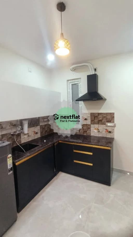 1BHK in Sector 14/15, Sector 14, Gurugram - Photo 1