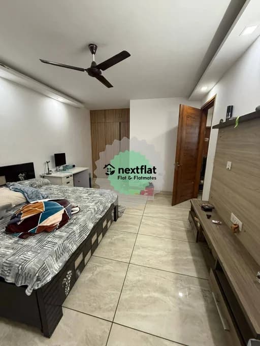 3BHK in Sector 27, Sector 27, Gurugram - Photo 1