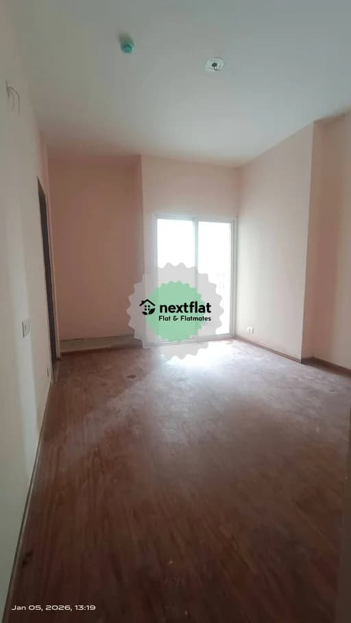 2BHK in Noida Phase-2, Yakubpur, Noida - Photo 1
