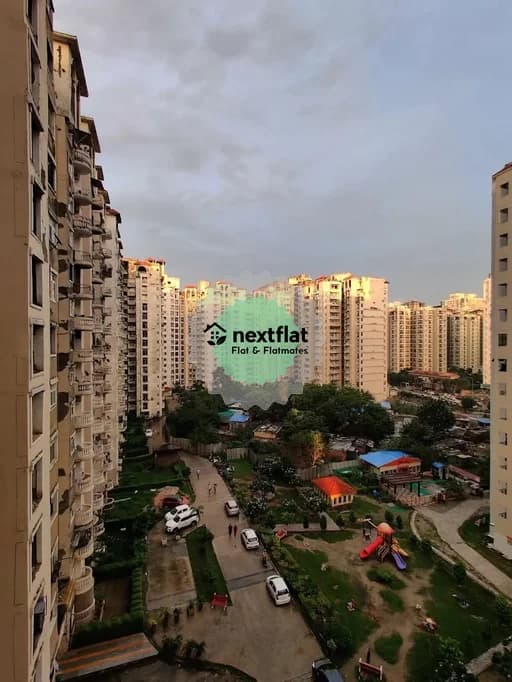 2BHK in Amarpali Silicon City, Sector 76, Noida - Photo 1