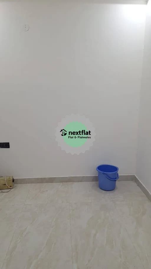 3BHK in Alpha, Gaur City 2, Noida - Photo 1