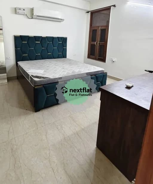 3BHK in Sector 30, Sector 30, Gurugram - Photo 1