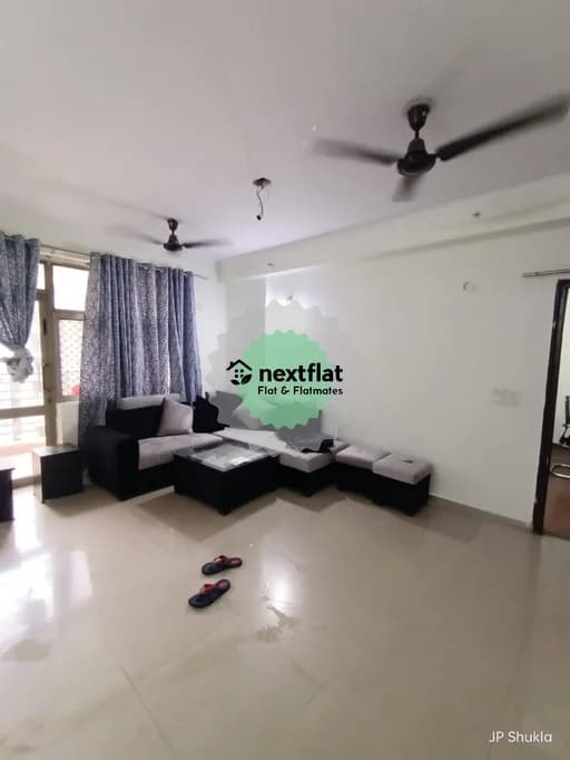 2BHK in Sector 74, Noida, Noida - Photo 1