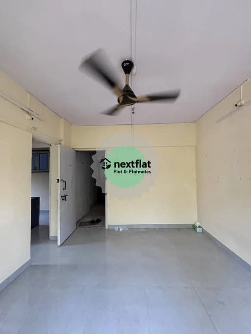 1BHK in 7 Bungalows, Mumbai - Photo 1